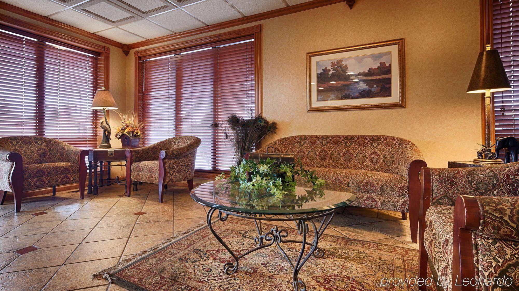Best Western Angus Inn Great Bend Exterior photo